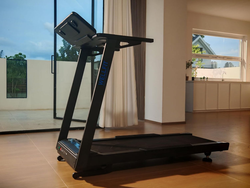 Auto Incline Treadmill, 15% Incline Heavyduty Treadmill with Pulse Sensor, 4.5HP, 10 MPH, 500 Lbs Capacity, 20'' X 55'' Running Area Treadmills with Bluetooth Player & LED Display